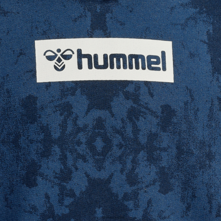 se Hummel barn hmljump aop hoodie LL40V6069 \"luvtröja\"