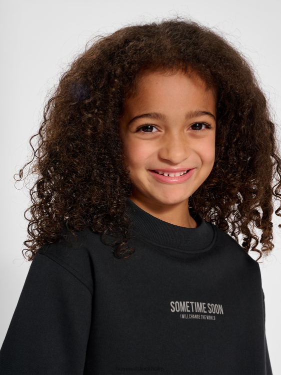 se Hummel barn stslaker sweatshirt s/s LL40V4810 \"lös passform t-shirt\"