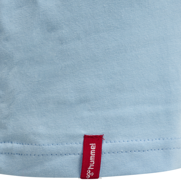 se Hummel barn hmlröd basic t-shirt s/s LL40V5770 \"kortärmad t-shirt\"