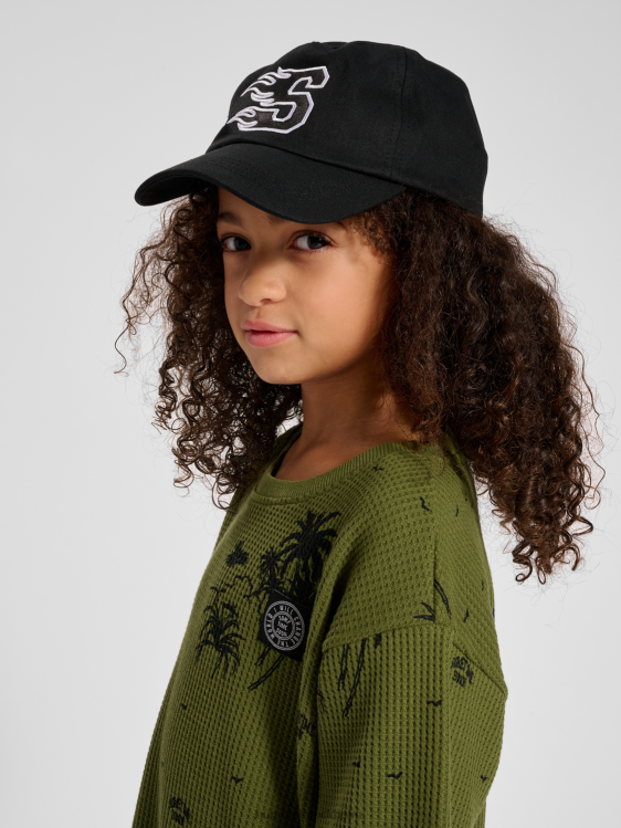 se Hummel barn stsbahamas t-shirt s/s LL40V5023 \"lös passform t-shirt\"