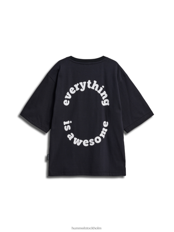 se Hummel barn stsemmett t-shirt s/s LL40V5003 \"lös passform t-shirt\"