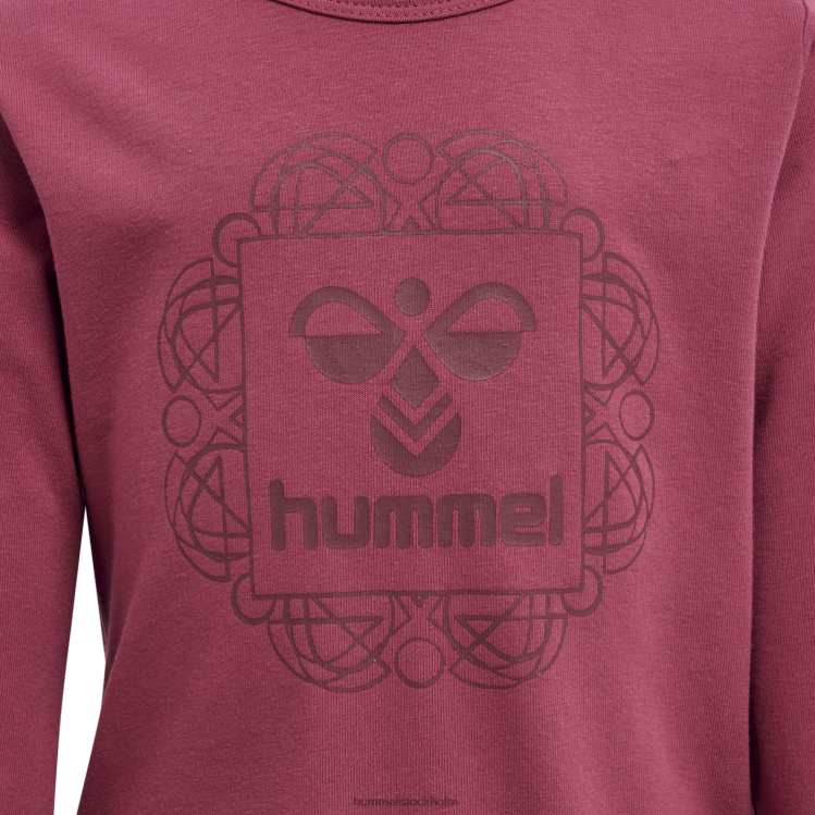 se Hummel barn hmlhelga t-shirt l/s LL40V4403 \"långärmad t-shirt\"