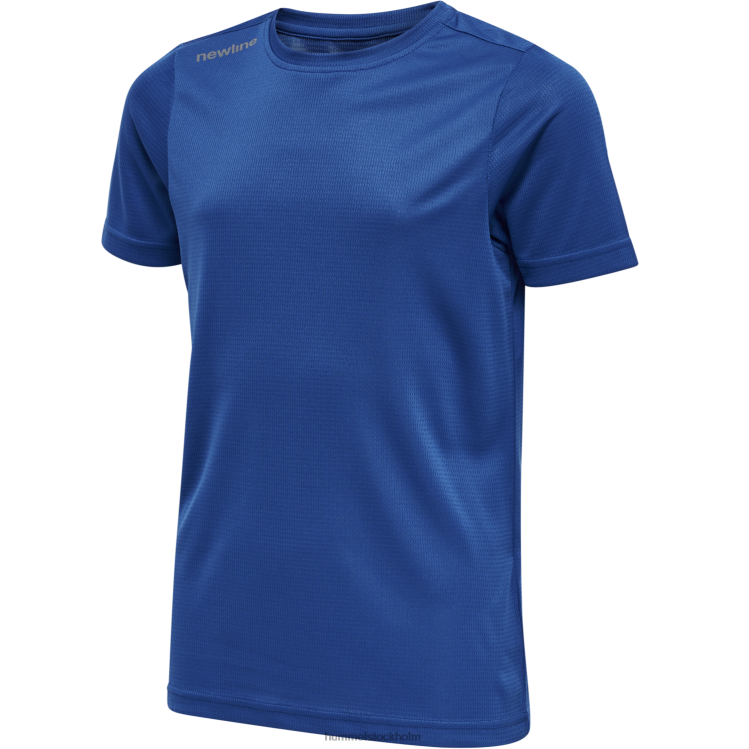 se Hummel barn core funktionell t-shirt s/s LL40V5832 "kortärmad t-shirt"