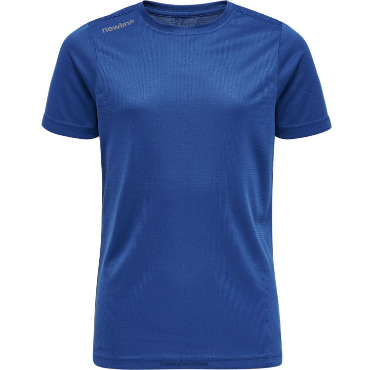 se Hummel barn core funktionell t-shirt s/s LL40V5832 \"kortärmad t-shirt\"