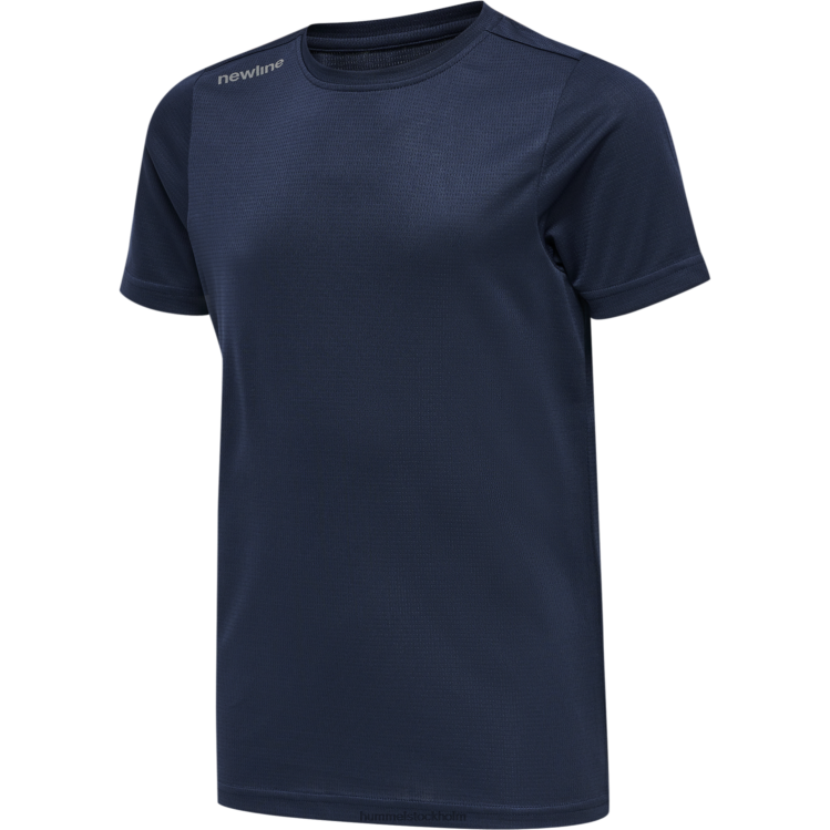 se Hummel barn core funktionell t-shirt s/s LL40V6129 "kortärmad t-shirt"