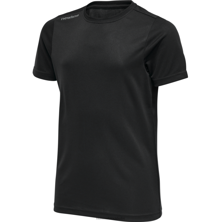 se Hummel barn core funktionell t-shirt s/s LL40V6141 "kortärmad t-shirt"