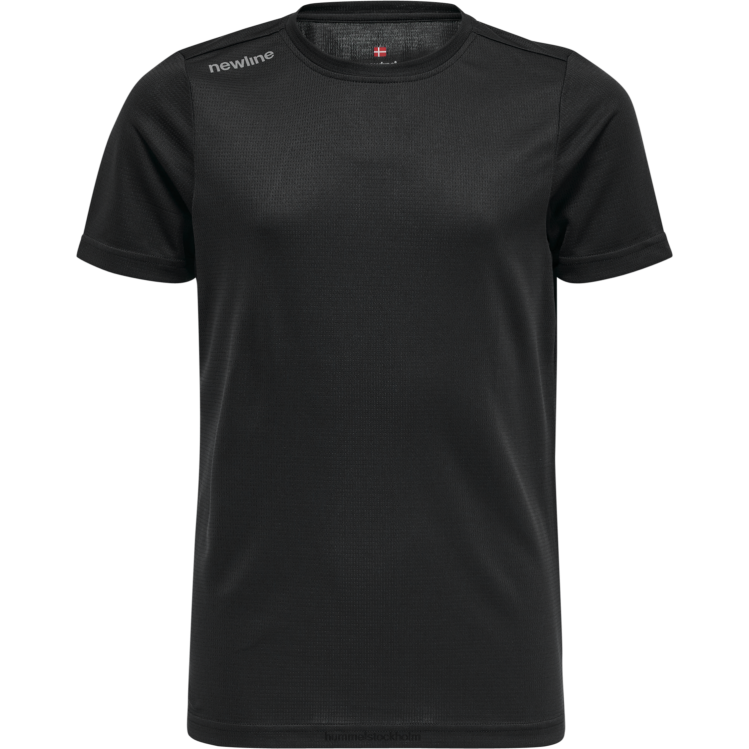 se Hummel barn core funktionell t-shirt s/s LL40V6141 \"kortärmad t-shirt\"