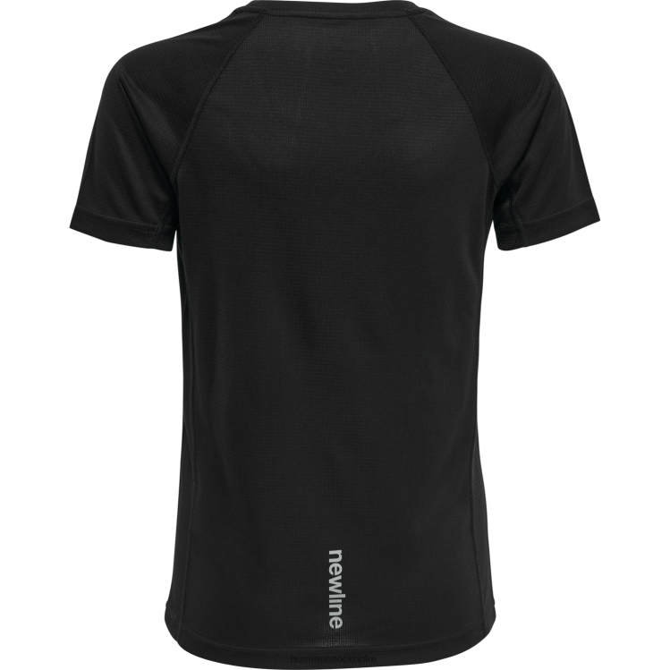 se Hummel barn core löpar t-shirt s/s LL40V6135 \"kortärmad t-shirt\"