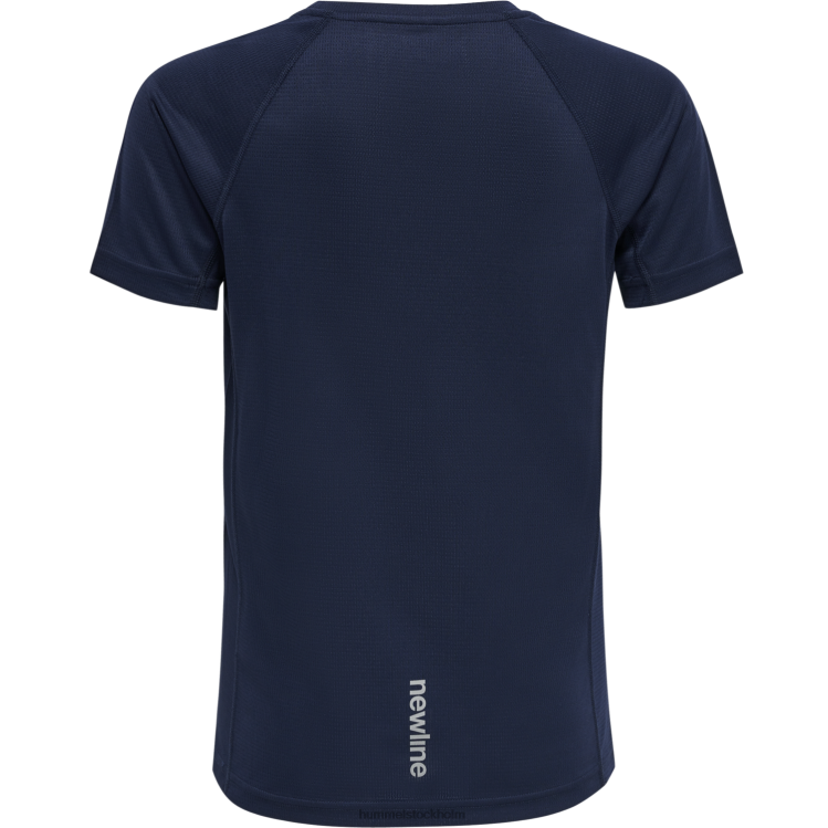 se Hummel barn core löpar t-shirt s/s LL40V6287 \"kortärmad t-shirt\"