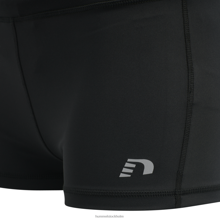 se Hummel kvinnor core atletiska hotpants LL40V2739 \"atletiska hotpants\"