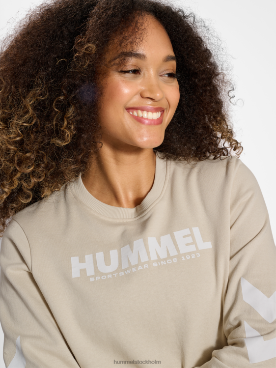 se Hummel kvinnor hmllegacy sweatshirt LL40V2412 \"soft touch sweatshirt\"