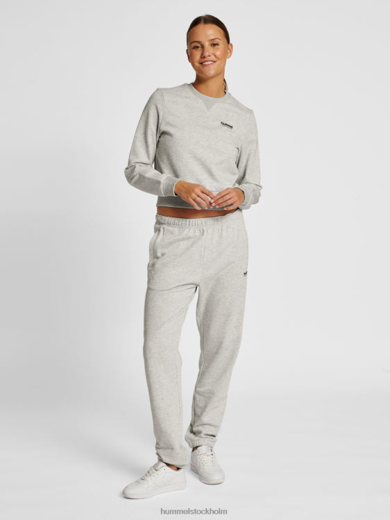 se Hummel kvinnor hmllgc kort shai sweatshirt LL40V2307 \"sportig mjuk tröja\"