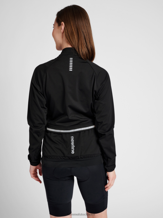 se Hummel kvinnor core cykeljacka LL40V2912 \"cykeljacka\"