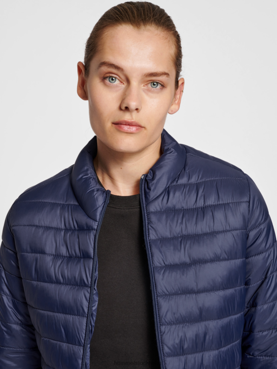 se Hummel kvinnor hmlröd quiltad jacka LL40V3151 \"quiltad jacka\"