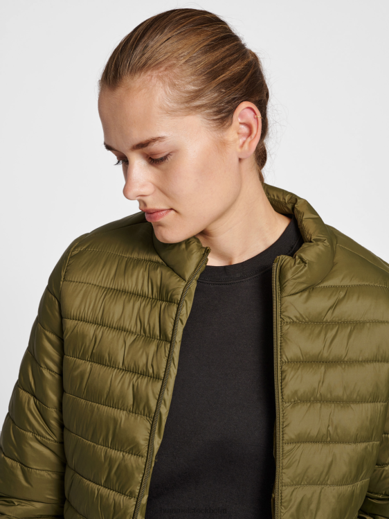se Hummel kvinnor hmlröd quiltad jacka LL40V3319 \"quiltad jacka\"