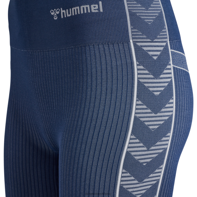 se Hummel kvinnor hlmt blaze seamless mw shorts LL40V2278 \"sömlösa shorts\"