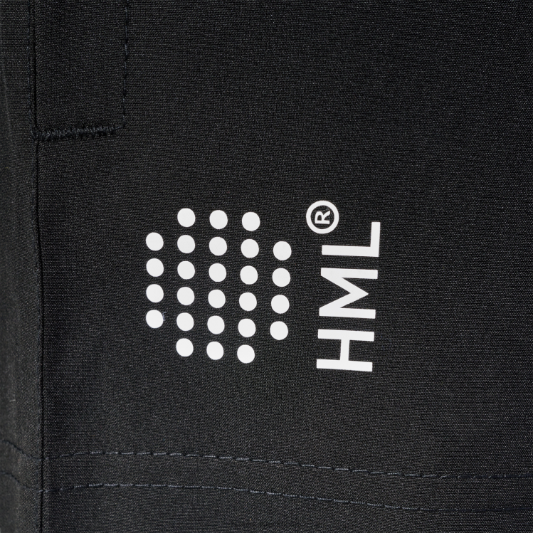 se Hummel kvinnor hmlcourt vävda shorts LL40V2432 \"sportiga shorts\"