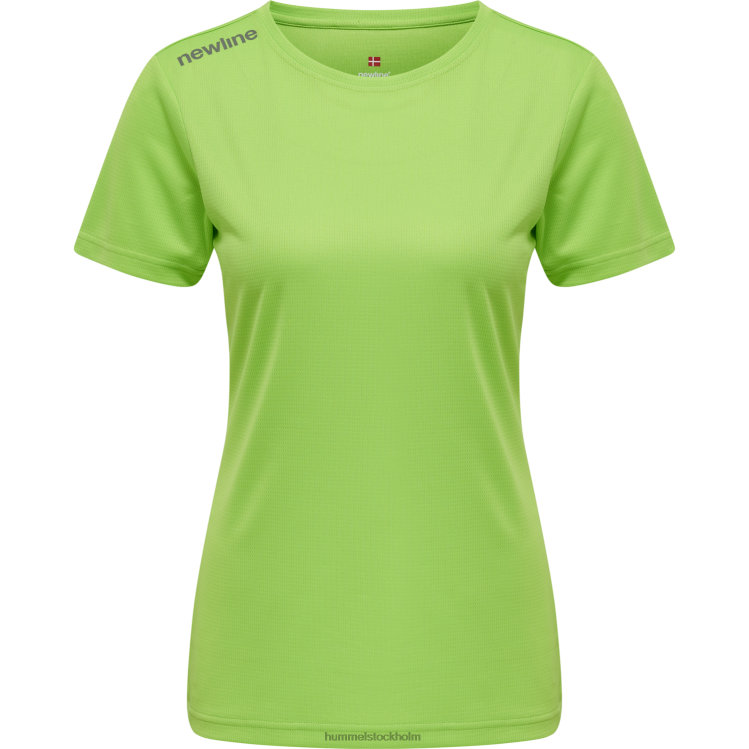 se Hummel kvinnor core funktionell t-shirt s/s LL40V3416 \"mesh t-shirt\"