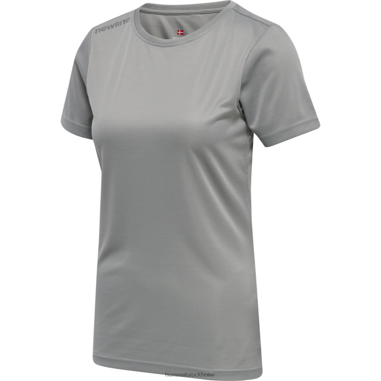 se Hummel kvinnor core funktionell t-shirt s/s LL40V3674 "mesh t-shirt"