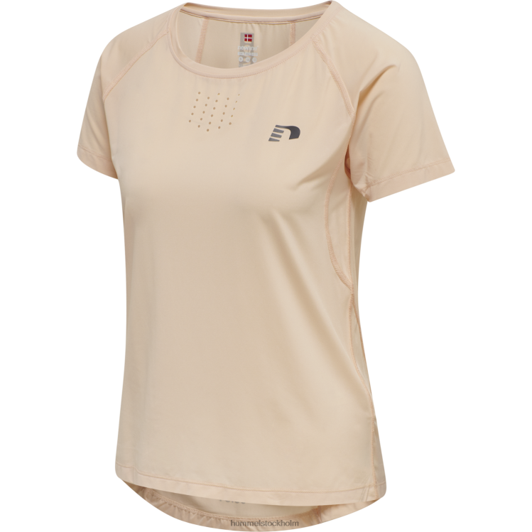 se Hummel kvinnor gym t-shirt LL40V3863 "gym t-shirt"