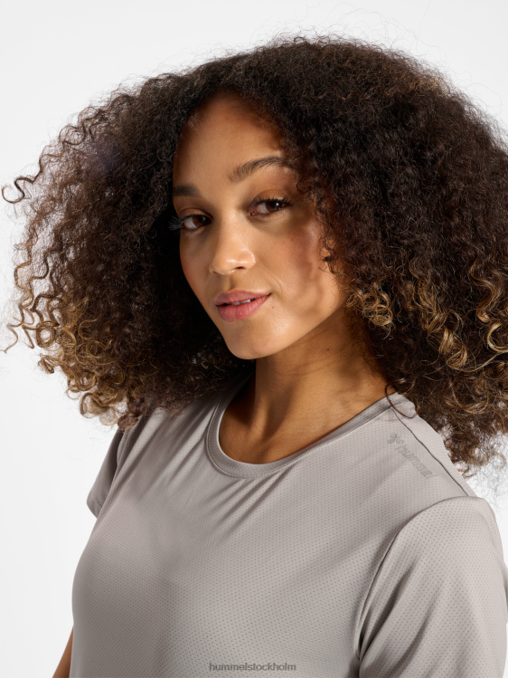 se Hummel kvinnor hlmt aura mesh t-shirt LL40V2313 \"mesh t-shirt\"