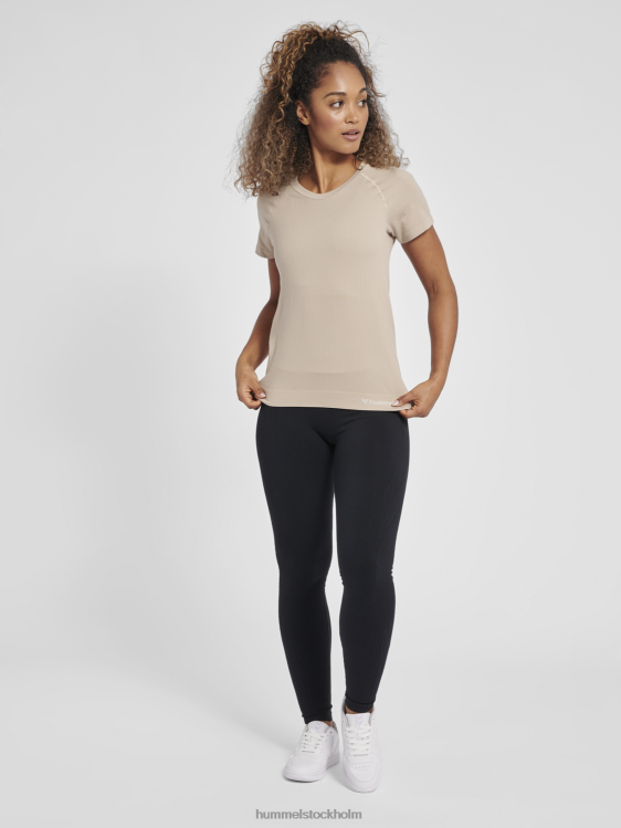 se Hummel kvinnor hlmt flow sömlös t-shirt LL40V3076 \"t-shirt\"