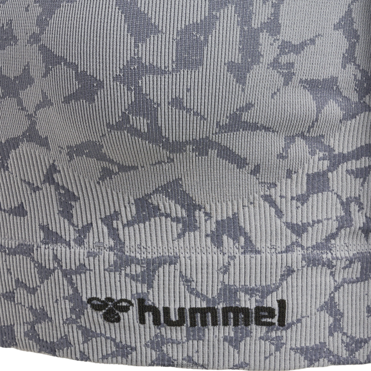 se Hummel kvinnor hlmt pi sömlös t-shirt l/s LL40V2491 \"avskuren långärmad t-shirt\"