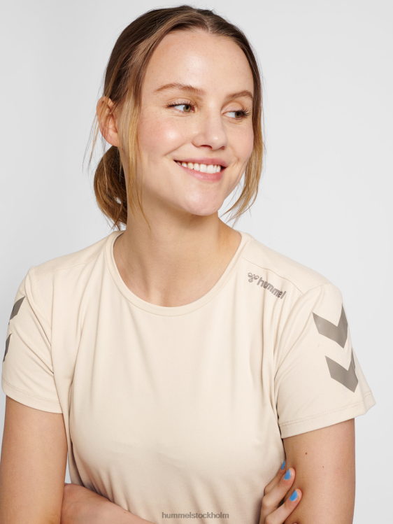 se Hummel kvinnor hlmt taylor t-shirt LL40V3045 \"t-shirt\"