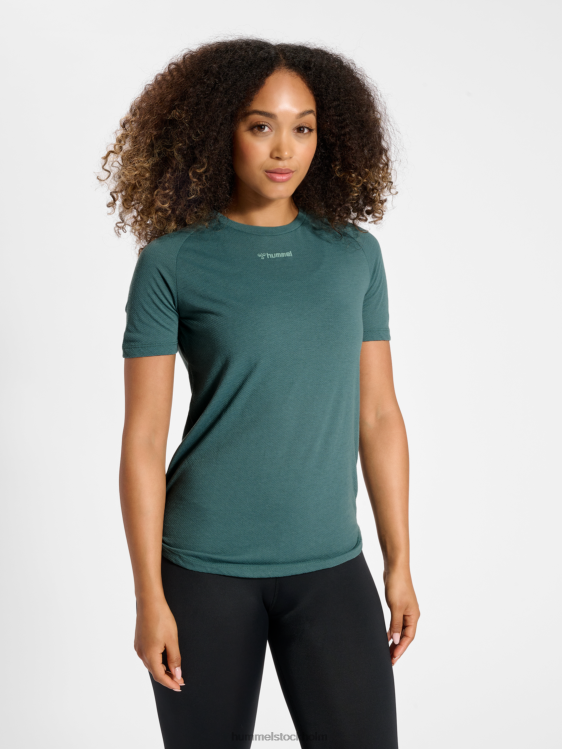 se Hummel kvinnor hlmt vanja t-shirt LL40V3118 "t-shirt"