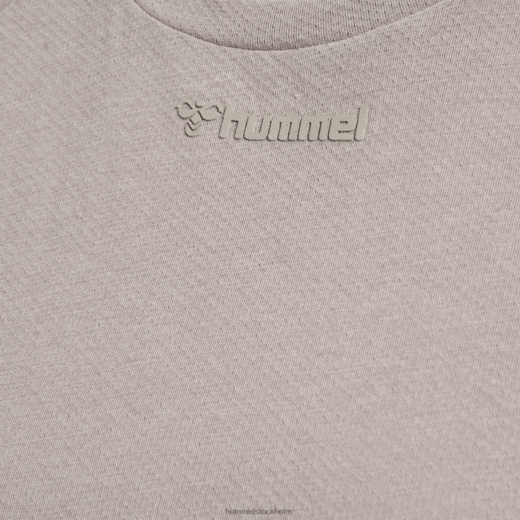se Hummel kvinnor hlmt vanja t-shirt l/s LL40V2525 \"långärmad t-shirt\"