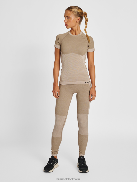 se Hummel kvinnor hmlclea sömlös tight t-shirt LL40V2775 \"sömlös tight t-shirt\"