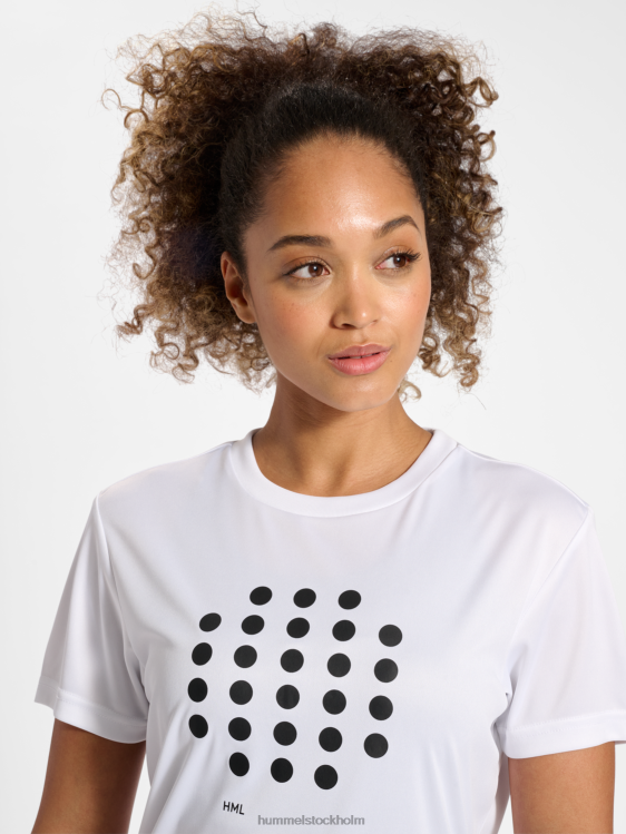 se Hummel kvinnor hmlcourt t-shirt s/s LL40V2447 \"sportig t-shirt\"