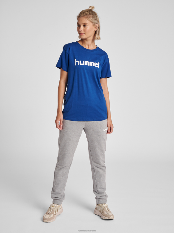 se Hummel kvinnor hmlgo t-shirt med logotyp i bomull s/s LL40V3809 \"Kläder\"