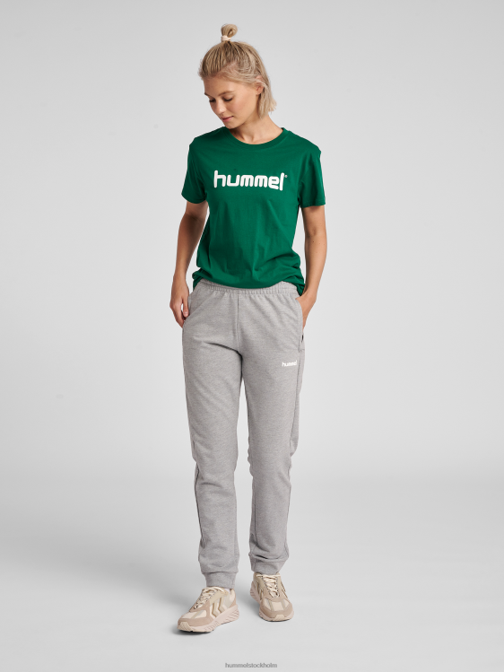 se Hummel kvinnor hmlgo t-shirt med logotyp i bomull s/s LL40V3886 \"Kläder\"