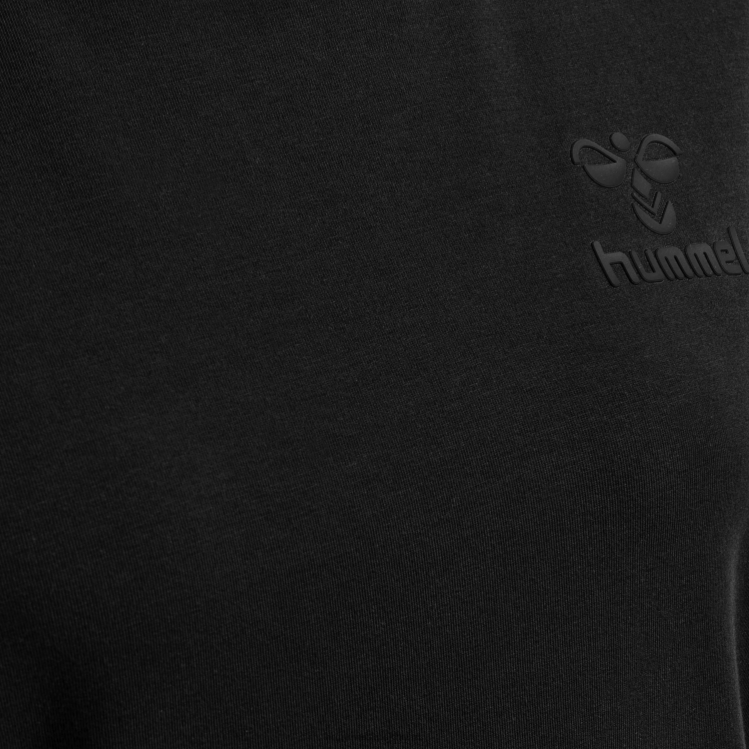se Hummel kvinnor hmlisobella t-shirt s/s LL40V3704 \"klassisk t-shirt med logotyp\"