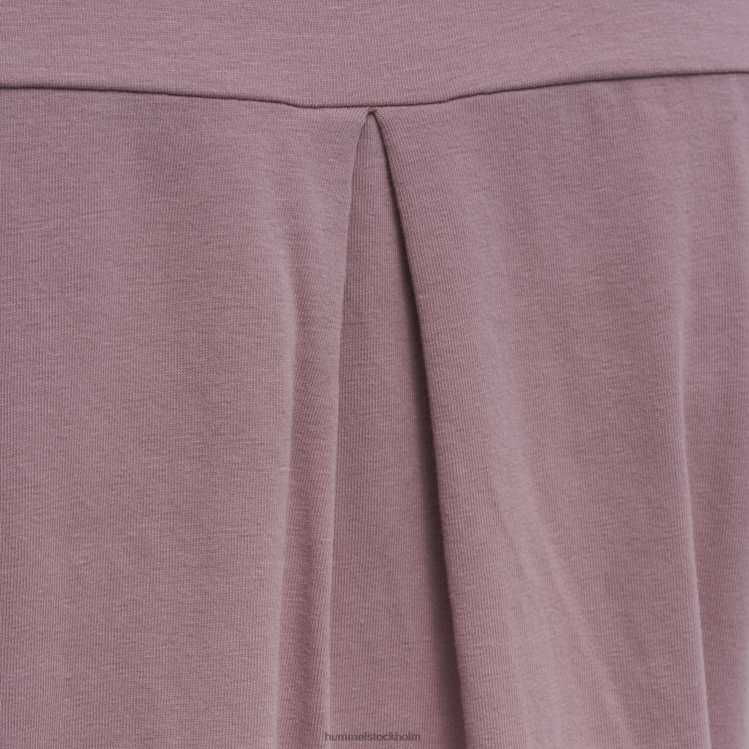 se Hummel kvinnor hmlisobella t-shirt s/s LL40V3903 \"klassisk t-shirt med logotyp\"