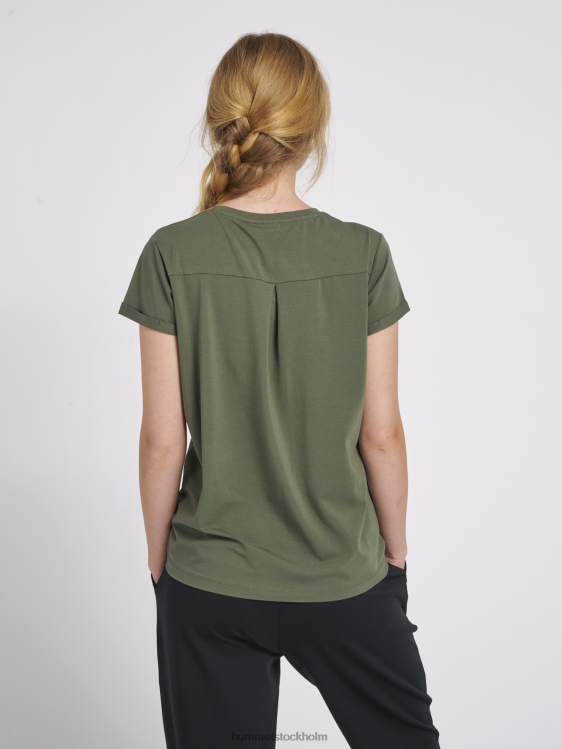 se Hummel kvinnor hmlisobella t-shirt s/s LL40V3975 \"klassisk t-shirt med logotyp\"
