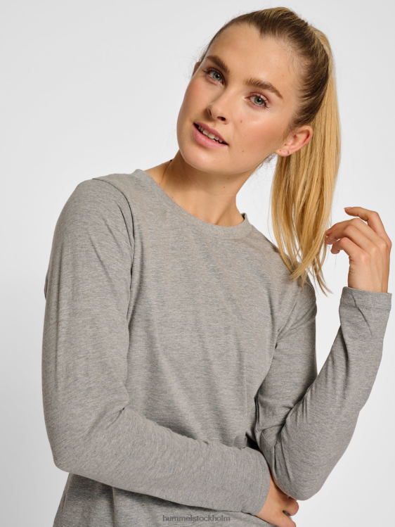 se Hummel kvinnor hmlröd basic t-shirt l/s LL40V3146 \"långärmad t-shirt\"