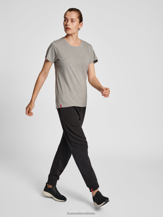 se Hummel kvinnor hmlröd basic t-shirt s/s LL40V2955 \"kortärmad t-shirt\"