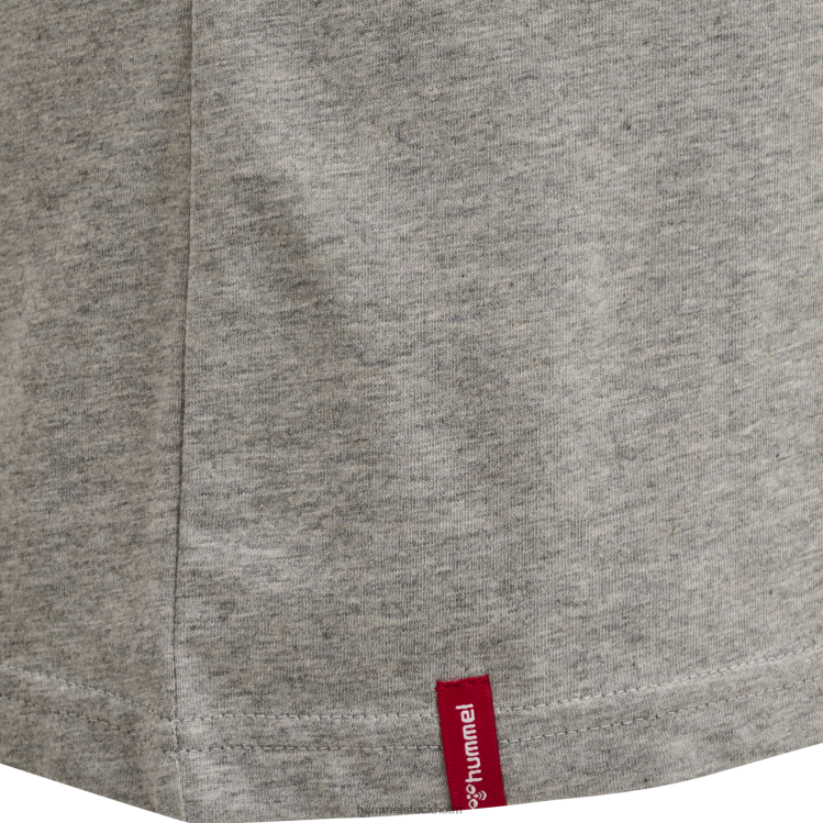 se Hummel kvinnor hmlröd basic t-shirt s/s LL40V2955 \"kortärmad t-shirt\"
