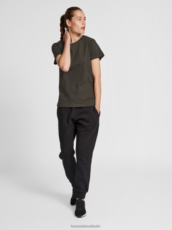 se Hummel kvinnor hmlröd basic t-shirt s/s LL40V2957 \"kortärmad t-shirt\"