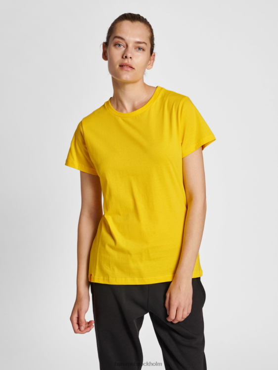 se Hummel kvinnor hmlröd basic t-shirt s/s LL40V2966 "kortärmad t-shirt"