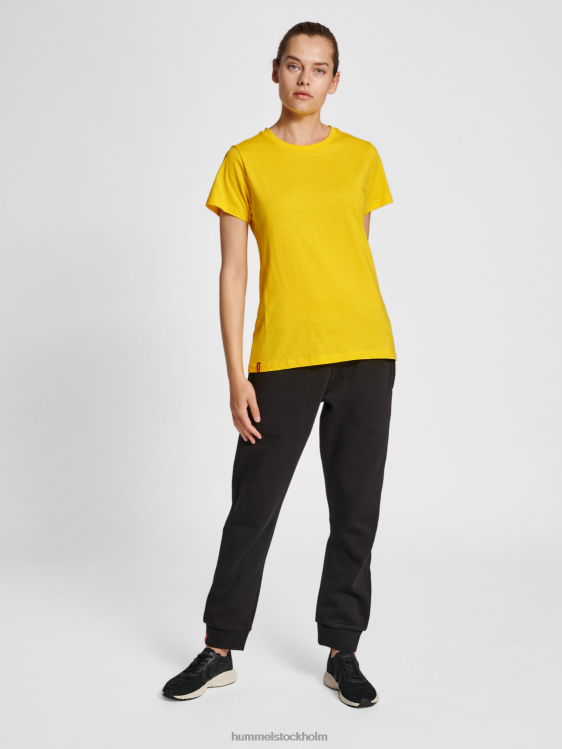 se Hummel kvinnor hmlröd basic t-shirt s/s LL40V2966 \"kortärmad t-shirt\"