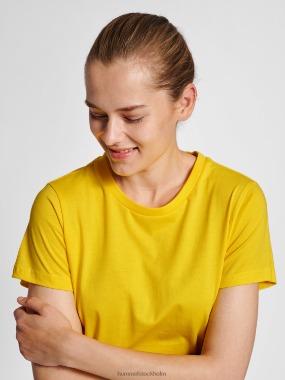 se Hummel kvinnor hmlröd basic t-shirt s/s LL40V2966 \"kortärmad t-shirt\"