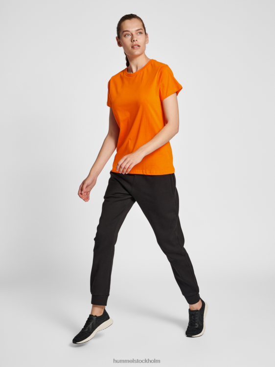 se Hummel kvinnor hmlröd basic t-shirt s/s LL40V2967 \"kortärmad t-shirt\"