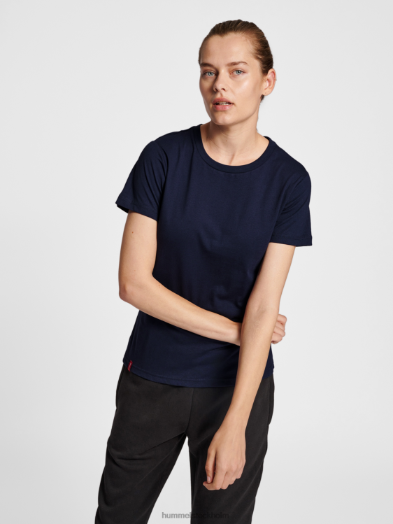 se Hummel kvinnor hmlröd basic t-shirt s/s LL40V2969 "kortärmad t-shirt"