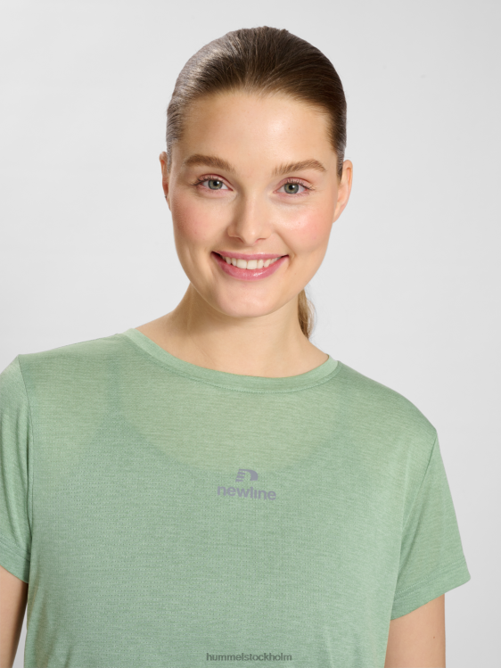 se Hummel kvinnor nwlcleveland t-shirt s/s LL40V2408 \"lätt t-shirt\"