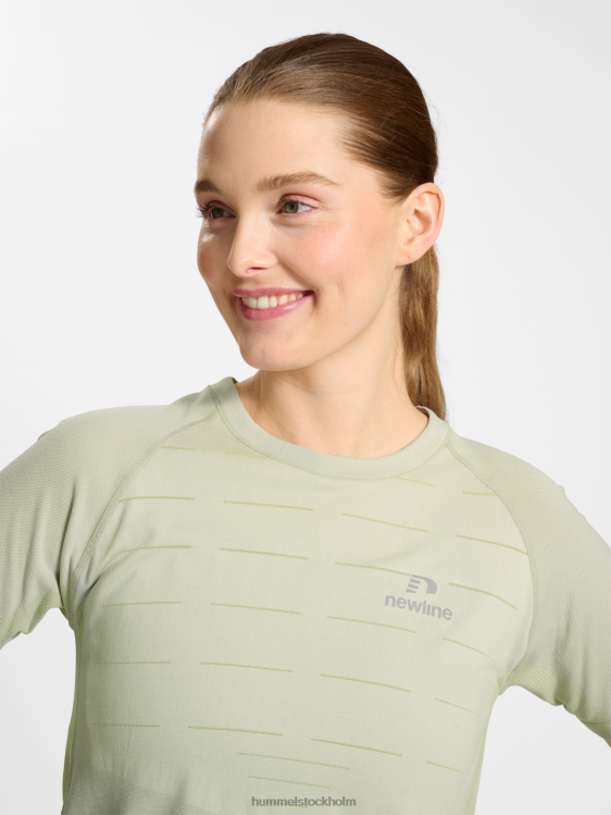 se Hummel kvinnor nwlriverside sömlös t-shirt s/s LL40V2302 \"sömlös t-shirt\"