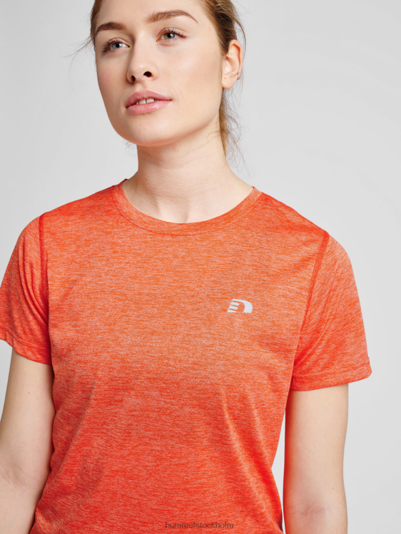 se Hummel kvinnor statement t-shirt s/s LL40V3554 \"crewneck t-shirt\"