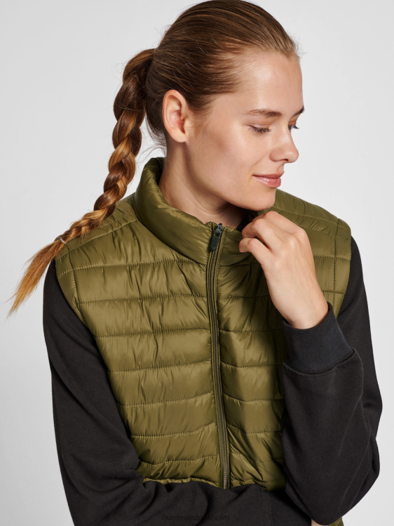 se Hummel kvinnor hmlröd quiltad väst LL40V3642 \"quiltad gilet\"